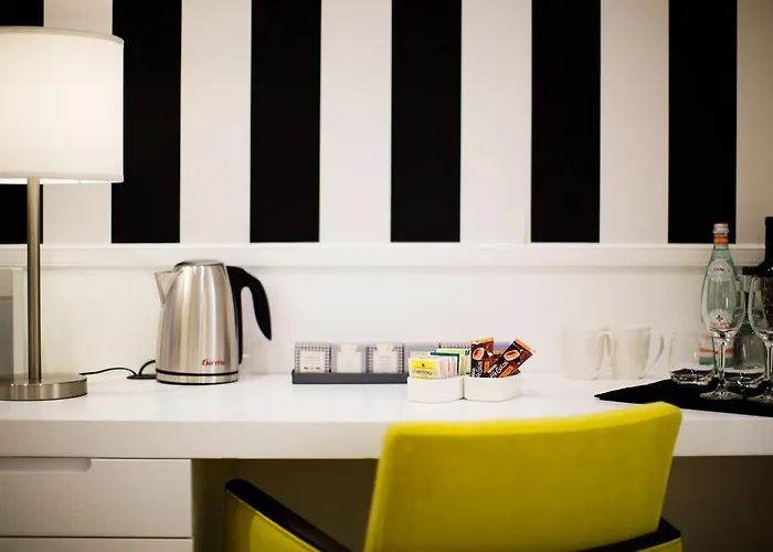 Nap Luxury Guest House Bovio
